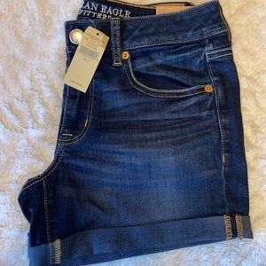 NWT American Eagle Super Stretch Boy Midi Jean Shorts Size 2